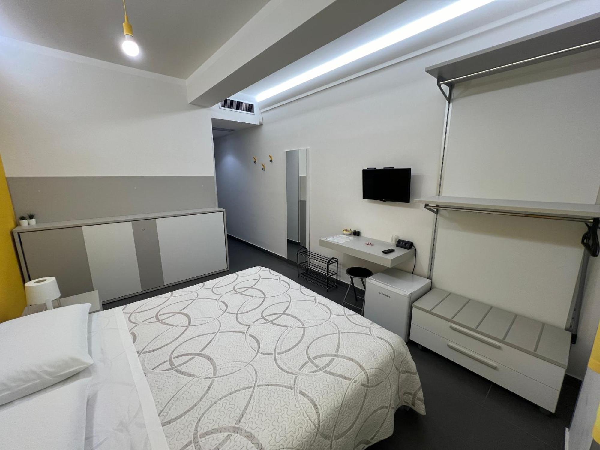Sicilia Bedda B&B Nizza di Sicilia Ngoại thất bức ảnh
