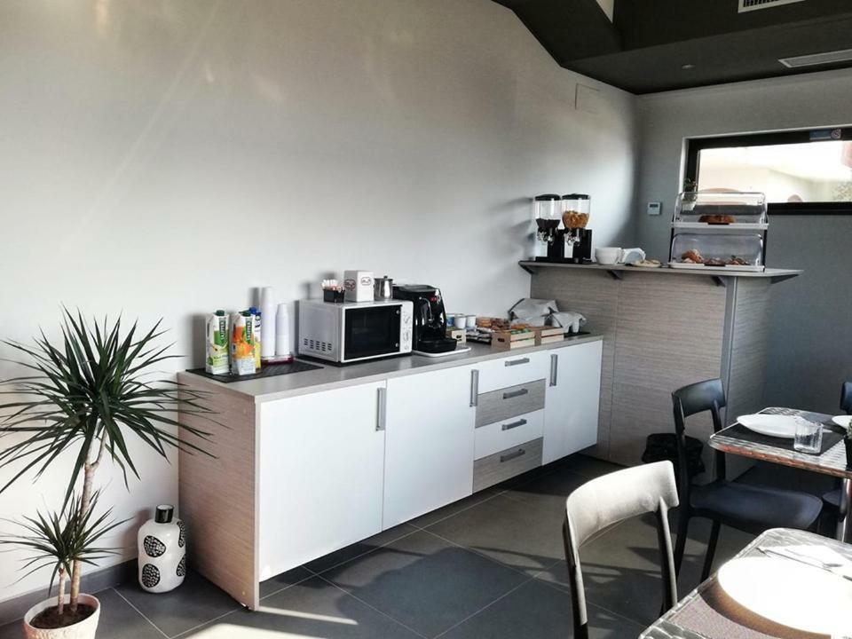 Sicilia Bedda B&B Nizza di Sicilia Ngoại thất bức ảnh