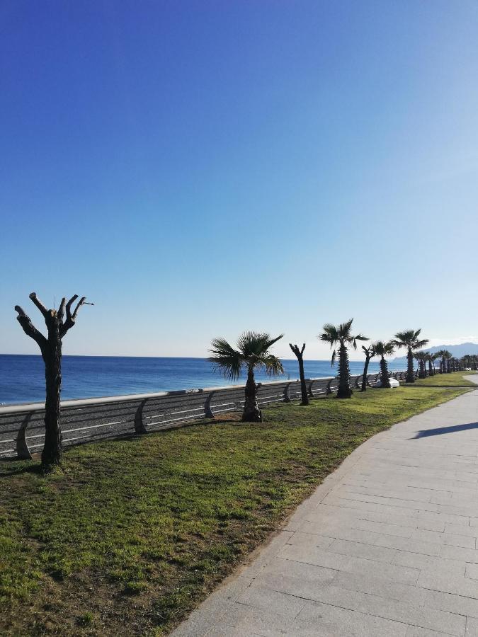 Sicilia Bedda B&B Nizza di Sicilia Ngoại thất bức ảnh